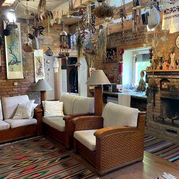 Будинок в оренду на березі річки. Територія під охороною Від власника