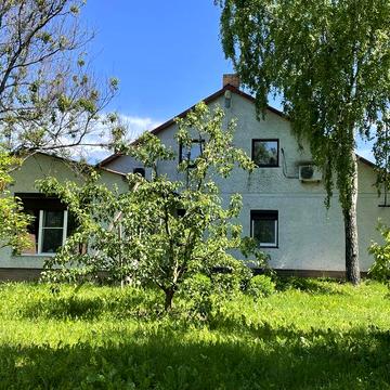 Будинок в оренду на березі річки. Територія під охороною Від власника