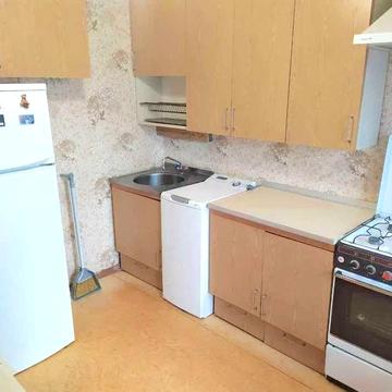 Свет есть всегда, не отключают. метро ЖД вокзал, Фучика 4