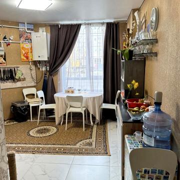 Маріїнська вул., 1