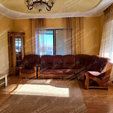 Трикімнатна квартира в центрі міста