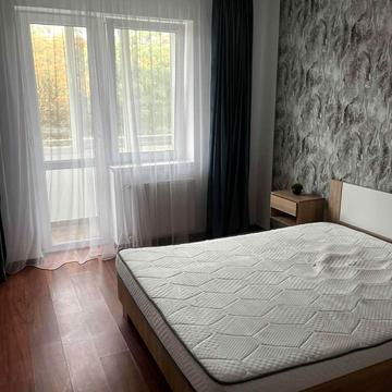 Андрія Сахарова вул., 16б