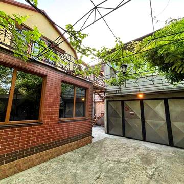 Продам дом Участок 5 соток. Готовый бизнес ул. Парковая