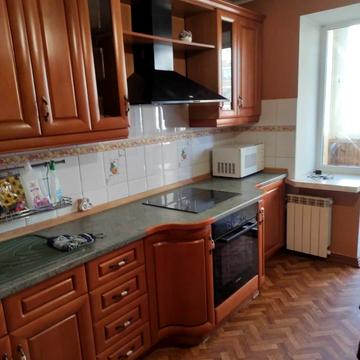 Андрія Аболмасова вул. (Панельна), 3