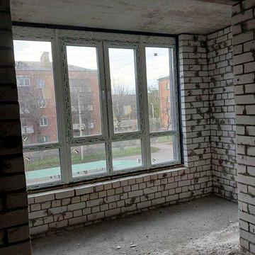 Продам двохкімнатну квартиру після будівельників