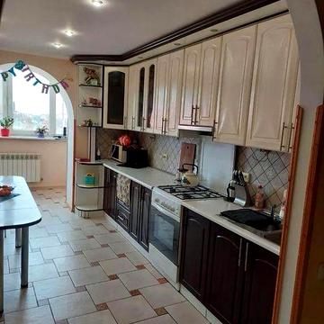 Продам комфортну 2к квартиру у Богородчанах.