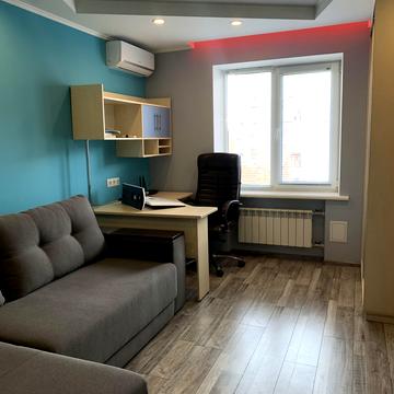 Космічна вул., 93