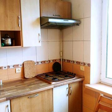 Довгострокова оренда 3к Квартира Вартових Неба (Тобольська) вулиця