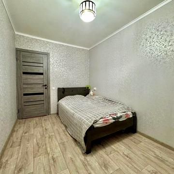 Продам 2к квартиру ж/м Левобережный 3. Караван Генерала Захарченко