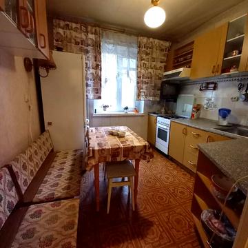 Бориса Гмирі вул., 9