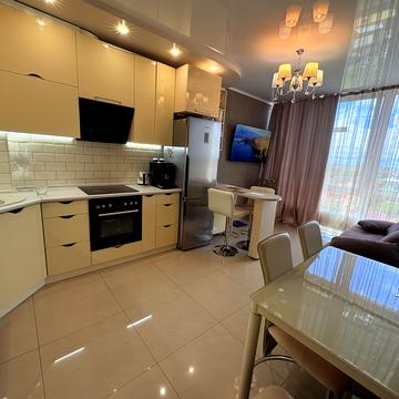 Полковника Гуляєва просп. (Маршала Жукова), 111