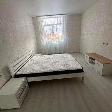 Сдам длительно 1-но комн квартиры в ЖК,, Реал  парк,,