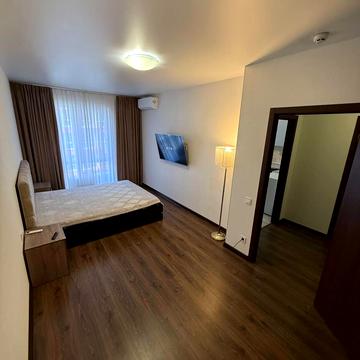 Спрейса вул., 11