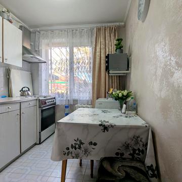 Небесної Сотні просп. (Маршала Жукова), 31