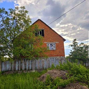 Будинок -Недобудова р-н Східний