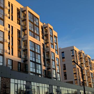 Відродження просп., 32а