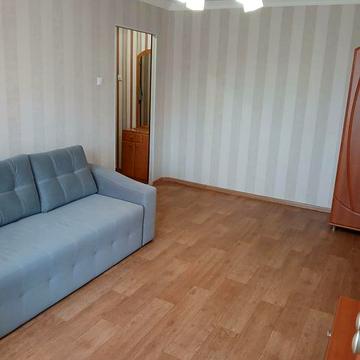 З 15-го грудня здам 1-кімнатну квартиру на 2-му поверсі, поруч центр