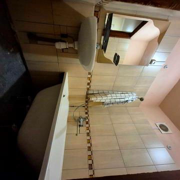 Продам 3 кімнатну квартиру 1/5на вул.Спортивній.