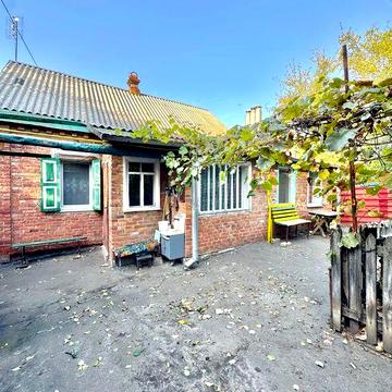 D1L Продам будинок з ділянкою 15 сот. у місті.  Сертифікат!