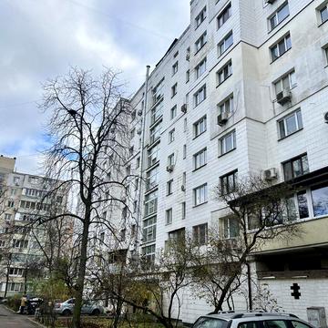 Русанівський бульв., 3