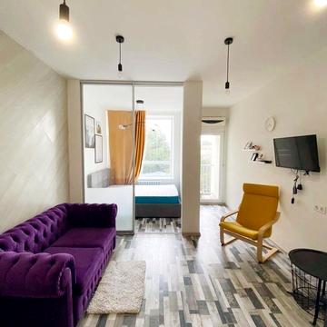 Павла Лі пров. (Московський), 2-А