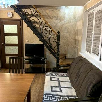 Здається в оренду дачний будинок м. Шептицький