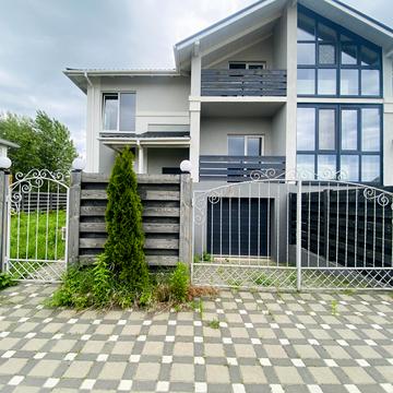 Грушева вул.