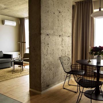 Юрія Пасхаліна вул. (Ілліча), 17