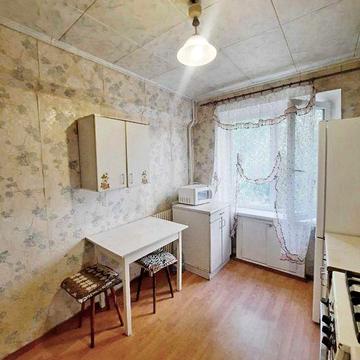 Сдам 2 ком.квартиру Метро рынок