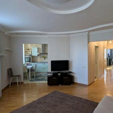 Оренда 3-к 98кв ЖК Корона, Срібнокільська вул.1 ст.м.Позняки, Осокорки