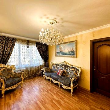 Затишна 3-кімнатна квартира з якісним ремонтом вул. Миропільська 3