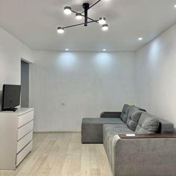 1 кімнатна площа Визволення вулиця Пушкіна