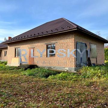 Будинок з видом на ліс