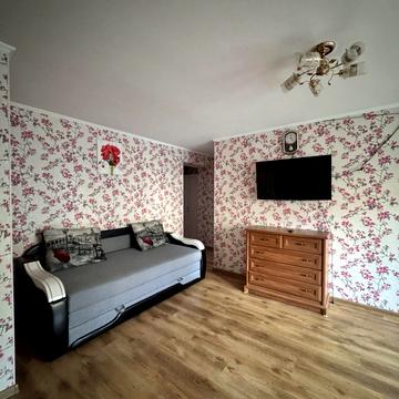 Авіаконструктора Антонова вул., 4к1