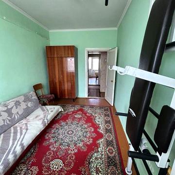 Продаж двокімнатна квартира з гаражом Гнівань