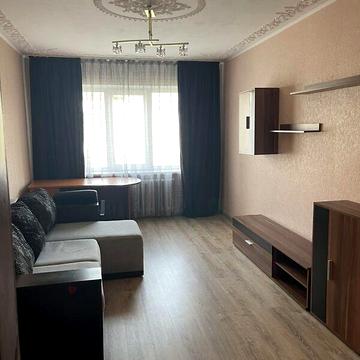 Довгострокова оренда 3к Квартира Героїв України (Героїв Сталінграду) вулиця