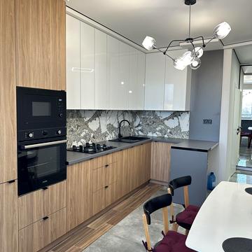 Микулинецька вул., 5