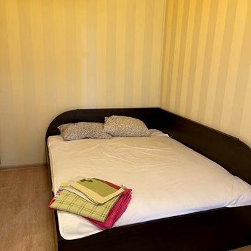 Сдам до Лета (можно на 1-2 мес.) 1ком.квартиру в р-не кафе Лео