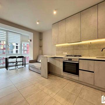 Готова до заселення 1-кімнатна у Княгинин – середній поверх, все включ ЖК княгинен