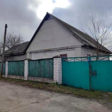 Продаж  будинку в селі Деньги без внутрішніх робіт.