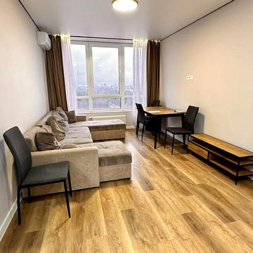 Віктора Некрасова вул. (Північно-Сирецька), 3