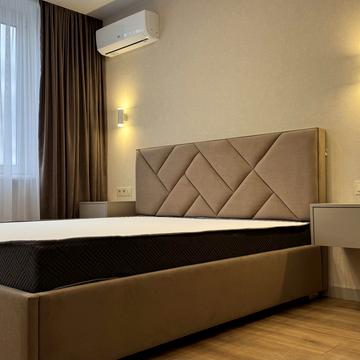 Всеволода Змієнка вул., 34/21