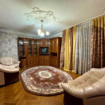 Писаржевського вул., 7