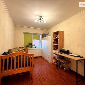 Продаж 2к Квартира Захисників України (1 Травня) вулиця