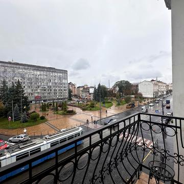 Соборна вул., 44