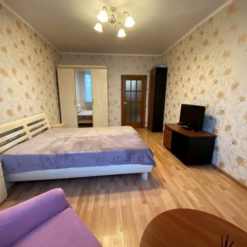 Єлизавети Чавдар вул., 3