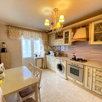 Продам 3к квартиру з автономним опаленням, Центр