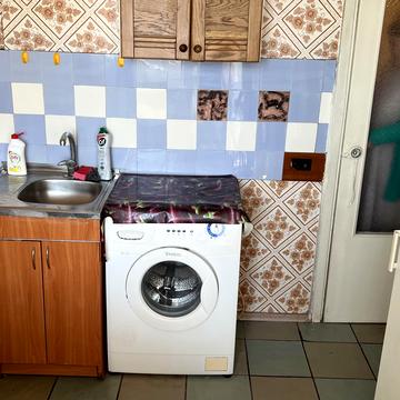 Академіка Глушкова просп., 34