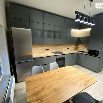 Довгострокова оренда 2к Квартира Незалежності України вулиця