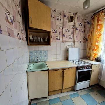 Оренда 2-х кім. Квартири біля Ниви.